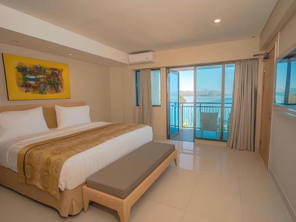 Laprima Hotel Лабуан-Баджо Екстер'єр фото